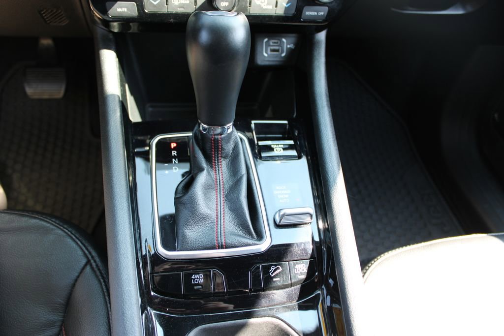 Used 2025 Jeep Compass Trailhawk image 40