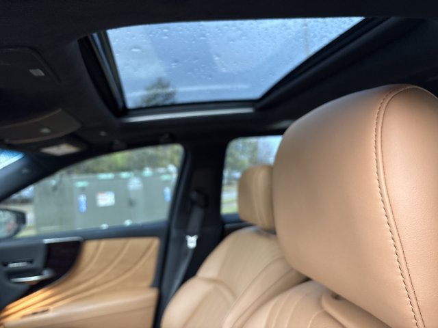 Used 2023 Lexus LS 500 AWD w/ Interior Upgrade Package image 9