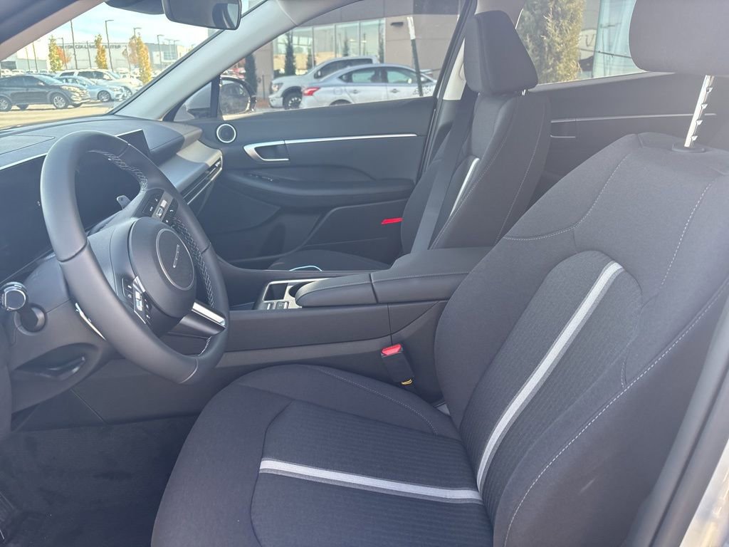 New 2026 Hyundai Sonata SEL FWD image 11