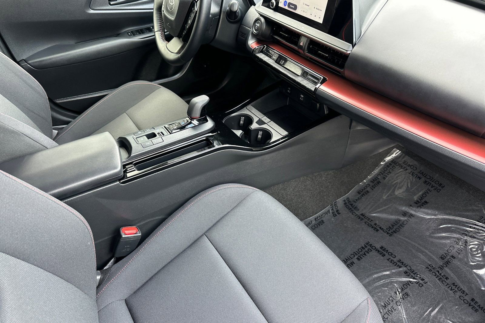 Used 2026 Toyota Prius Plug-In Hybrid FWD image 17