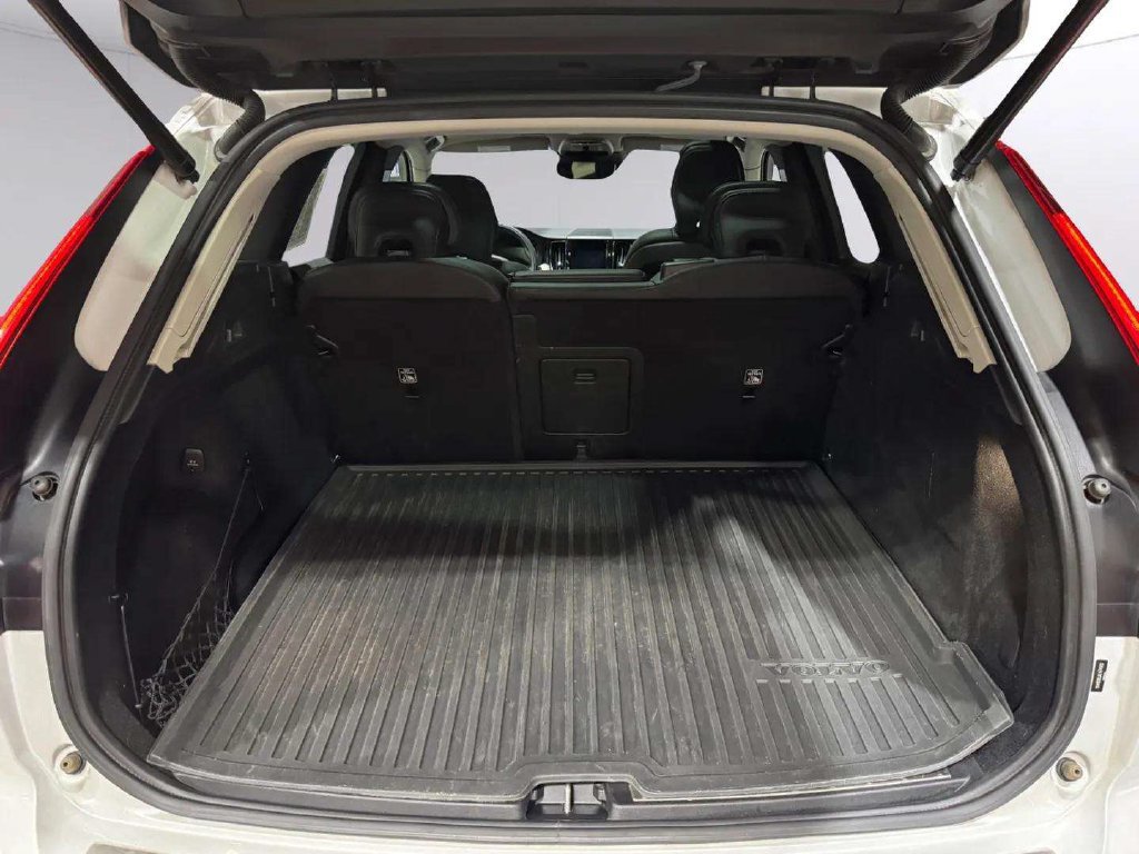 Used 2020 Volvo XC60 T5 Inscription w/ Protection Package AWD/4WD image 27