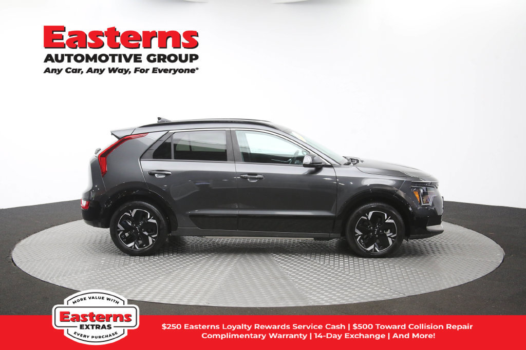 Used 2023 Kia Niro Wind FWD image 44