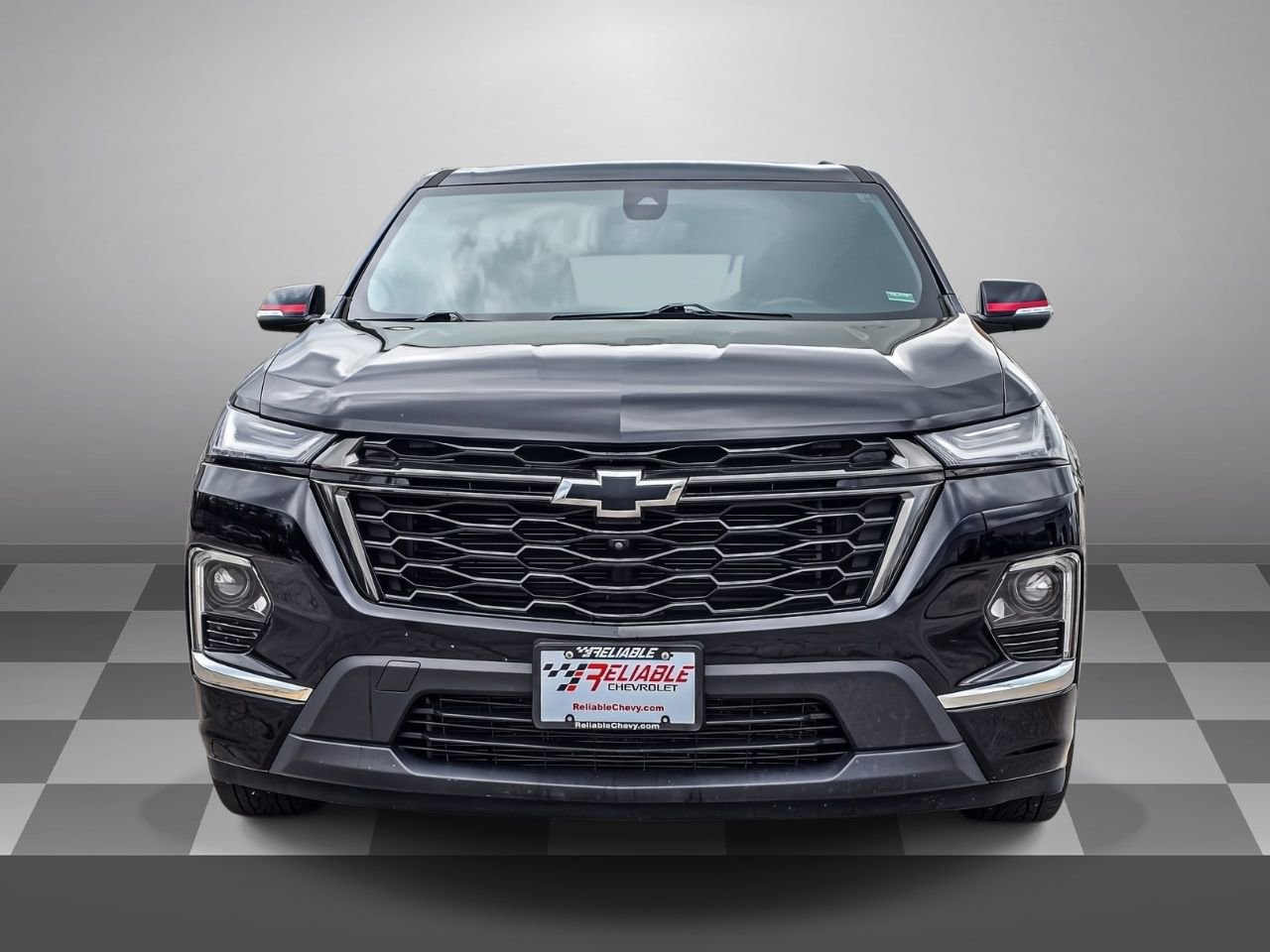 Used 2023 Chevrolet Traverse Premier w/ Redline Edition video 2