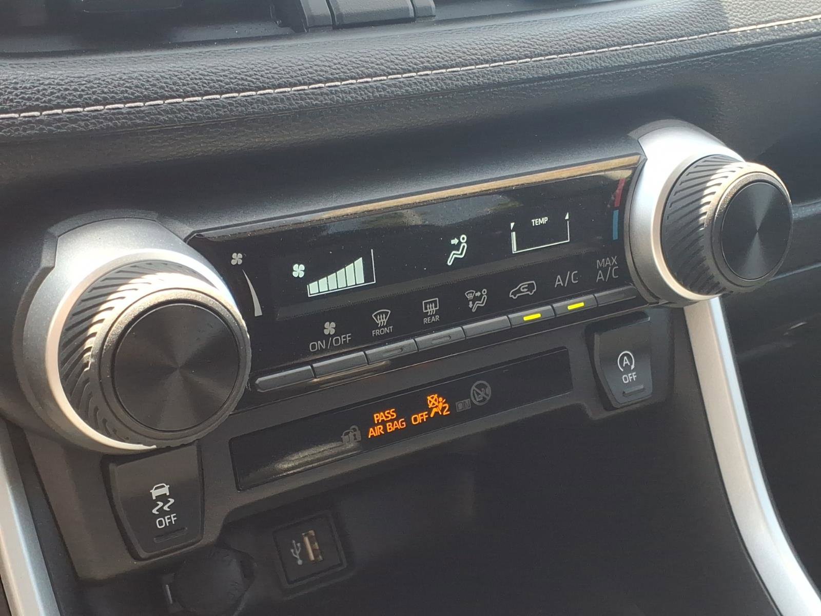 Certified 2025 Toyota RAV4 LE FWD image 18