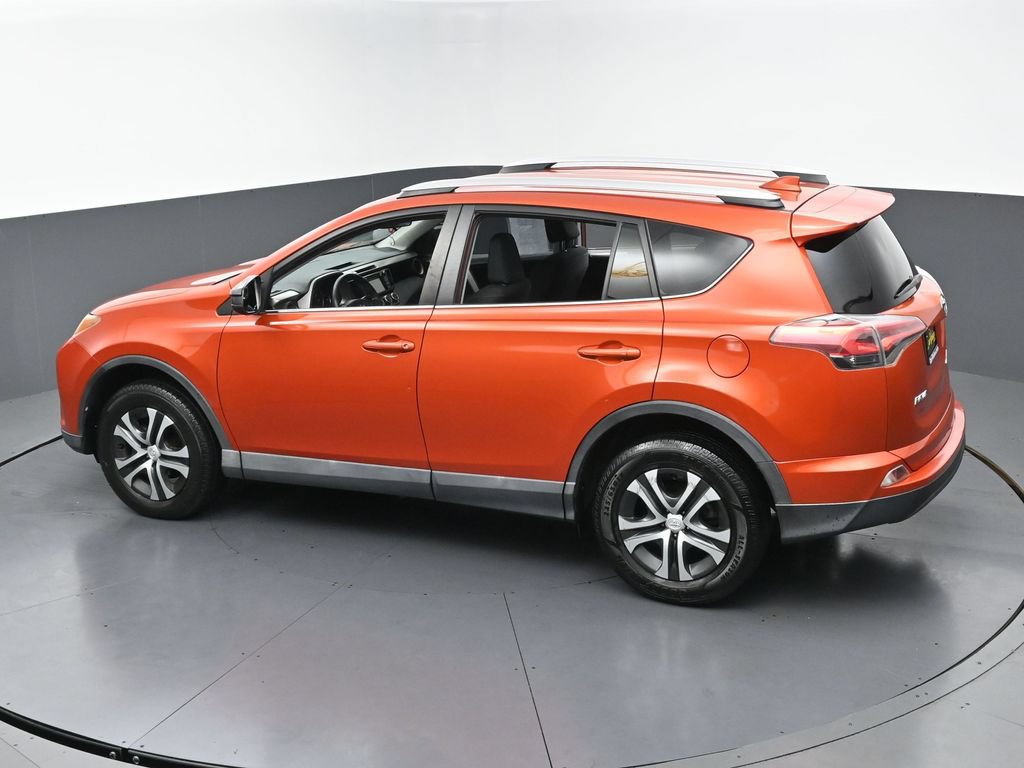 Used 2016 Toyota RAV4 LE AWD/4WD image 39