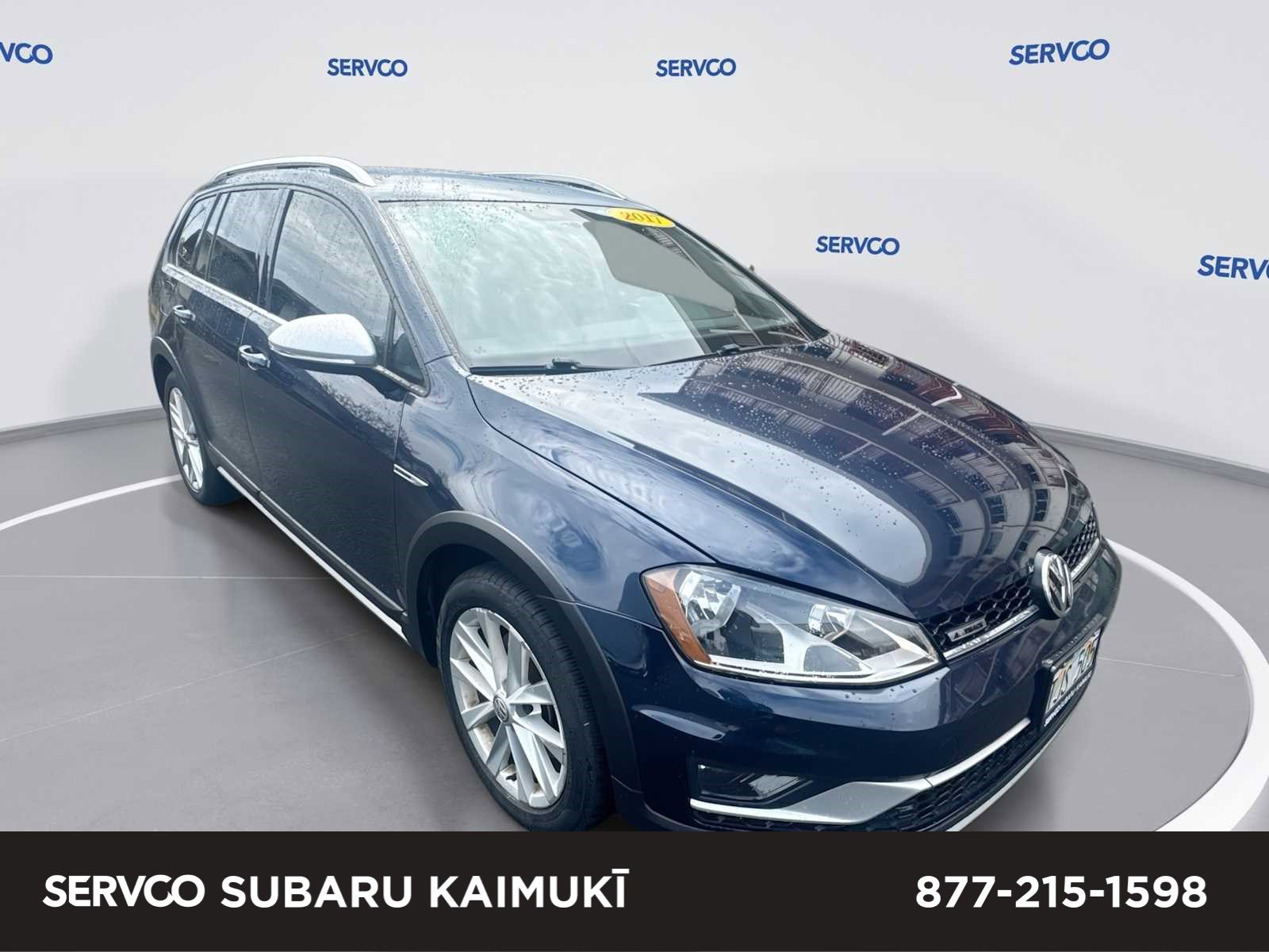 Used 2017 Volkswagen Golf Alltrack S image 1