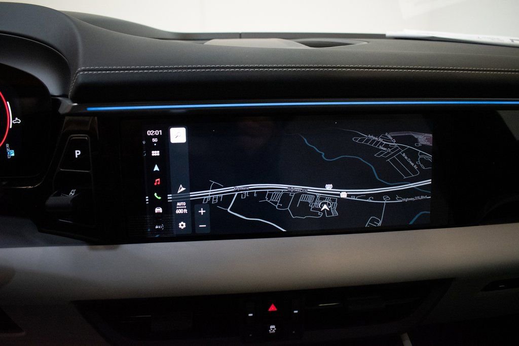 Used 2025 Porsche Macan 4S Electric image 27