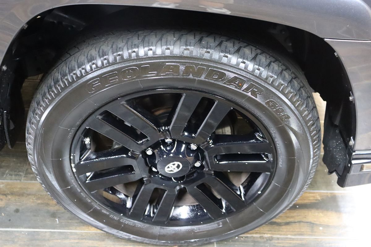 Used 2019 Toyota 4Runner Limited AWD/4WD image 25