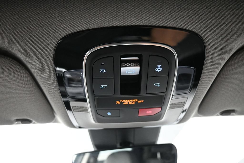 Certified 2023 Hyundai Santa Fe Limited AWD/4WD image 18