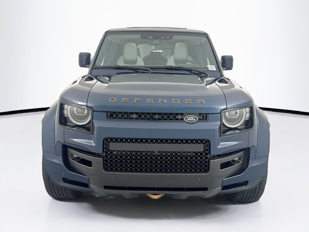 New 2026 Land Rover Defender 110 OCTA AWD/4WD image 2