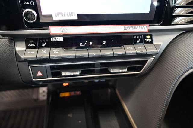 New 2026 Toyota Camry SE FWD image 17