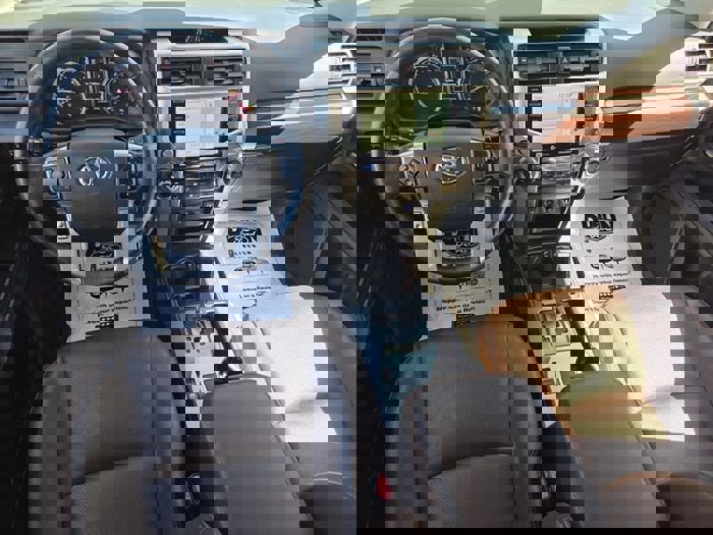 Used 2023 Toyota 4Runner Limited image 11