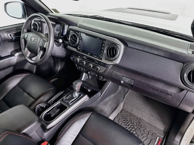 Used 2021 Toyota Tacoma TRD Pro AWD/4WD image 32