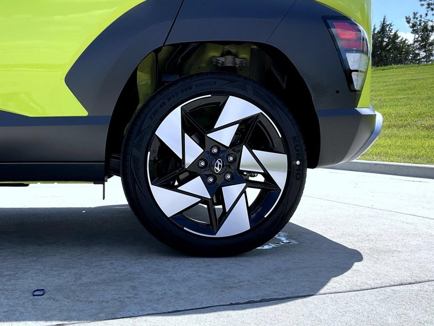 New 2026 Hyundai Kona Limited AWD/4WD image 23