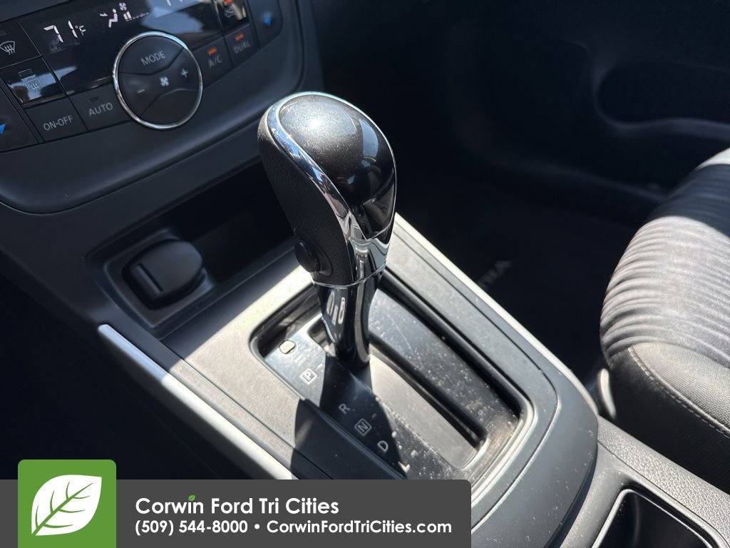 Used 2019 Nissan Sentra SV FWD image 11