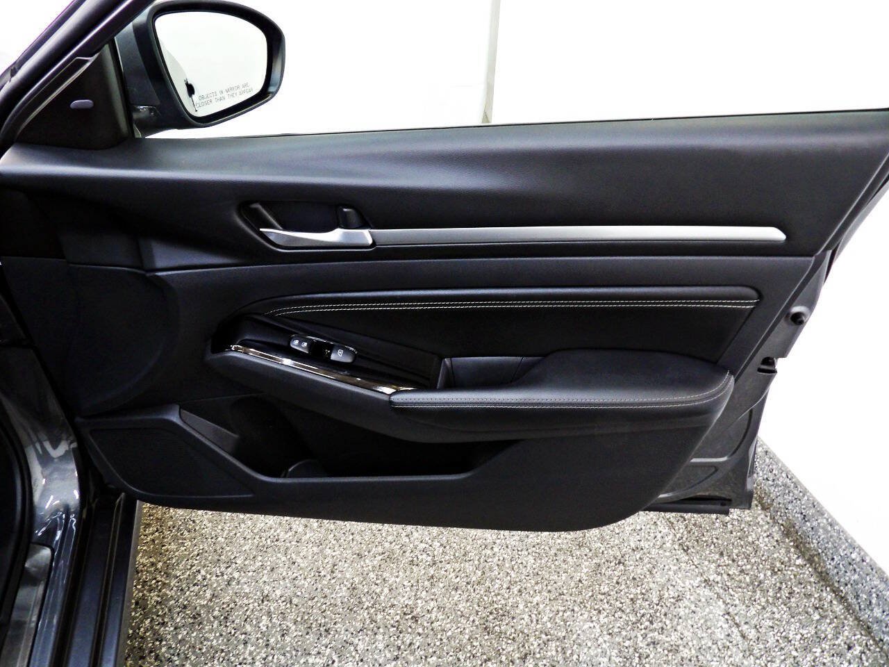 Used 2022 Nissan Altima 2.5 SL AWD/4WD image 11