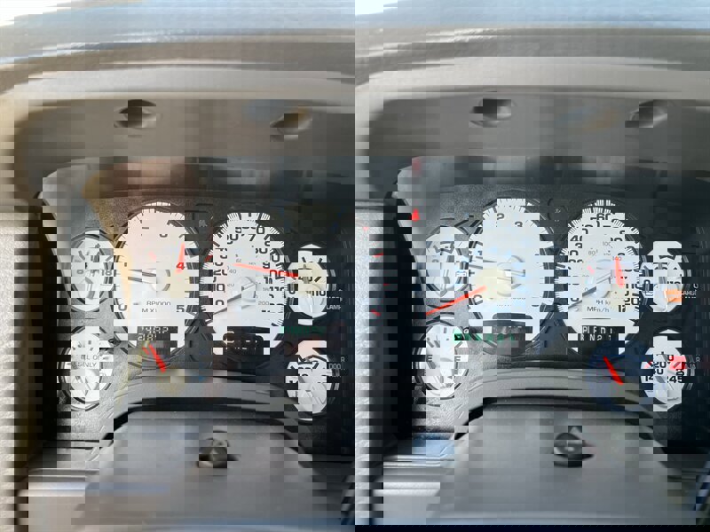 Used 2004 Dodge Ram 3500 Truck SLT w/ Trailer Tow Group AWD/4WD image 19