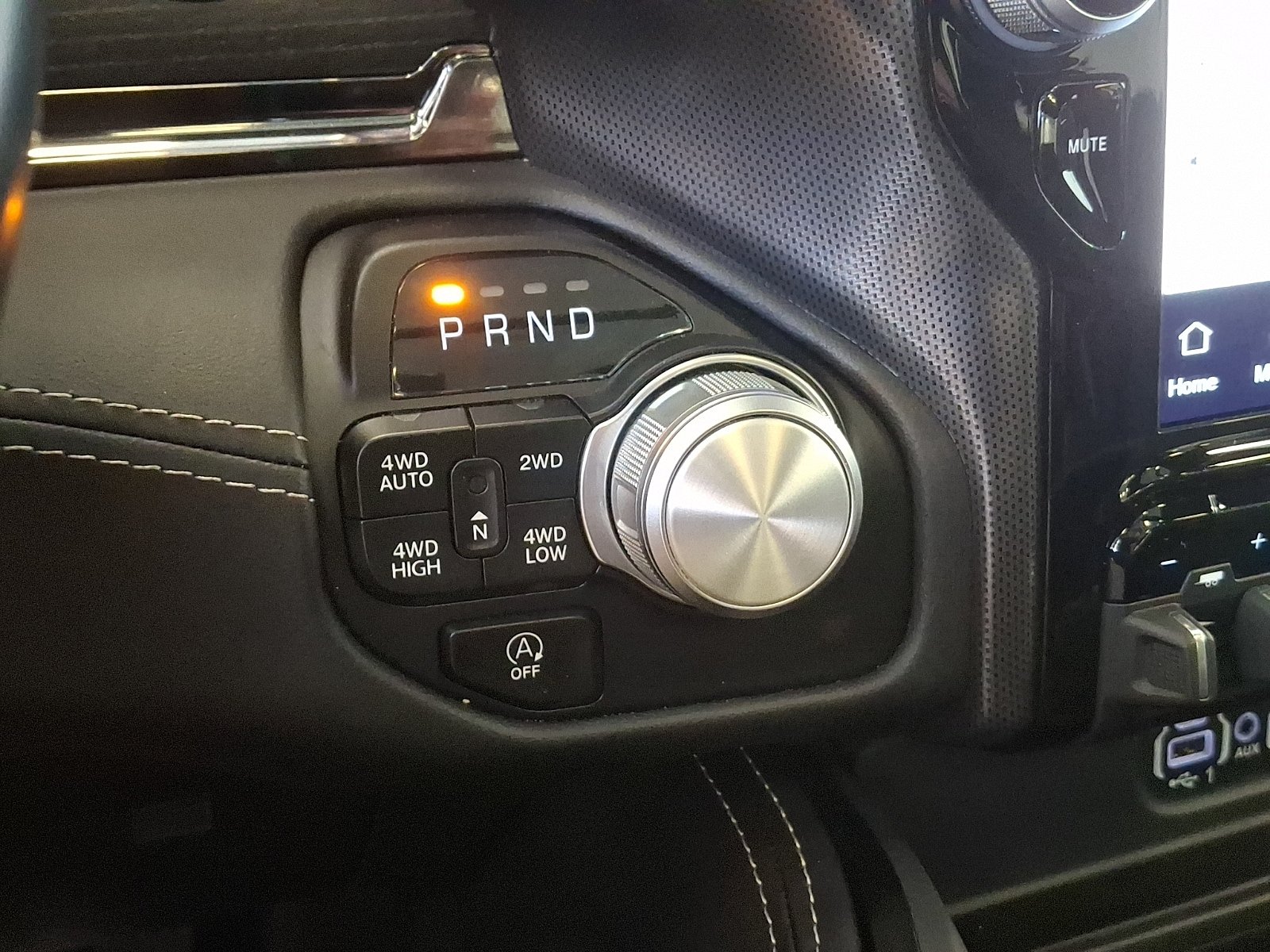 Certified 2024 RAM 1500 Limited w/ Night Edition AWD/4WD image 14