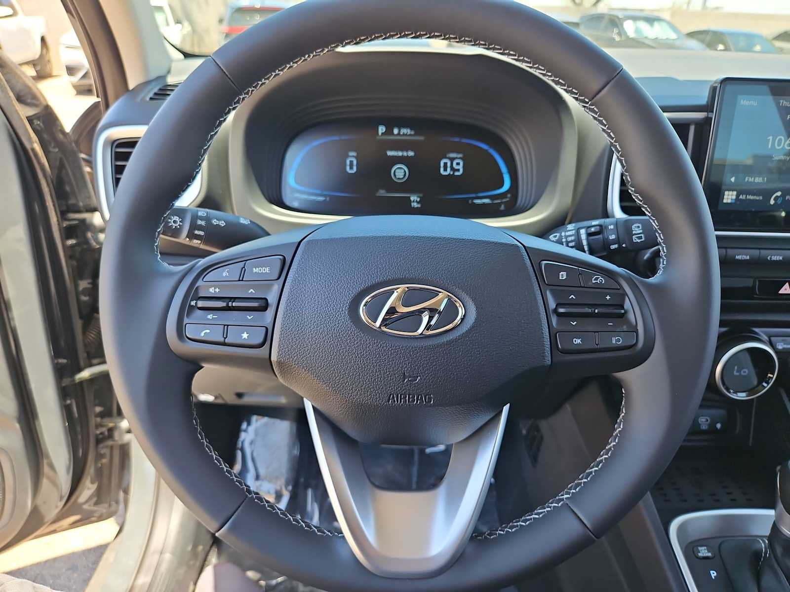 Certified 2026 Hyundai Venue SEL FWD image 22
