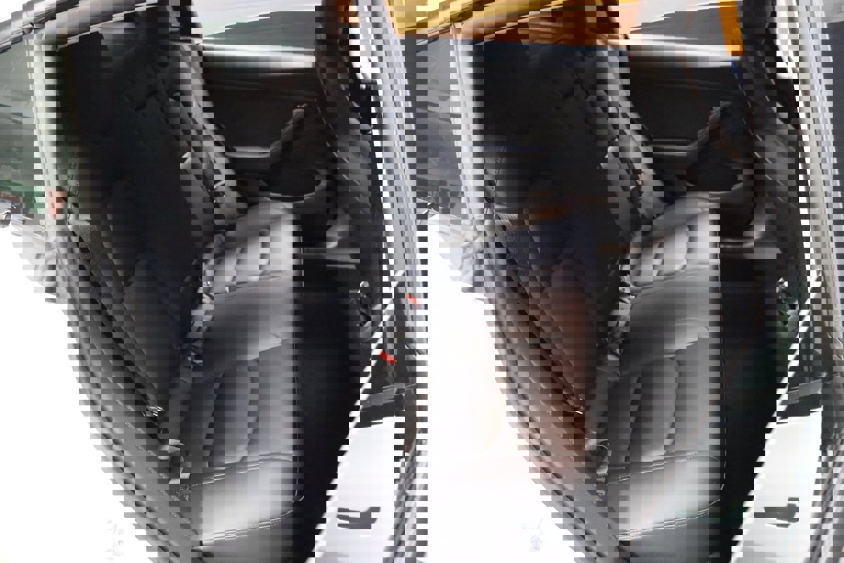 Used 2023 Tesla Model 3 Standard Range image 61