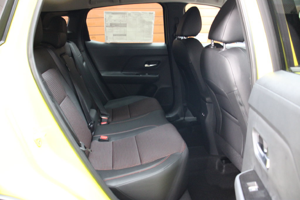 New 2026 Nissan Kicks SR FWD image 10
