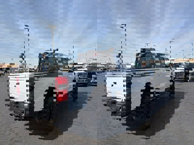 New 2026 Ford F250 Lariat w/ Black Appearance Package image 7