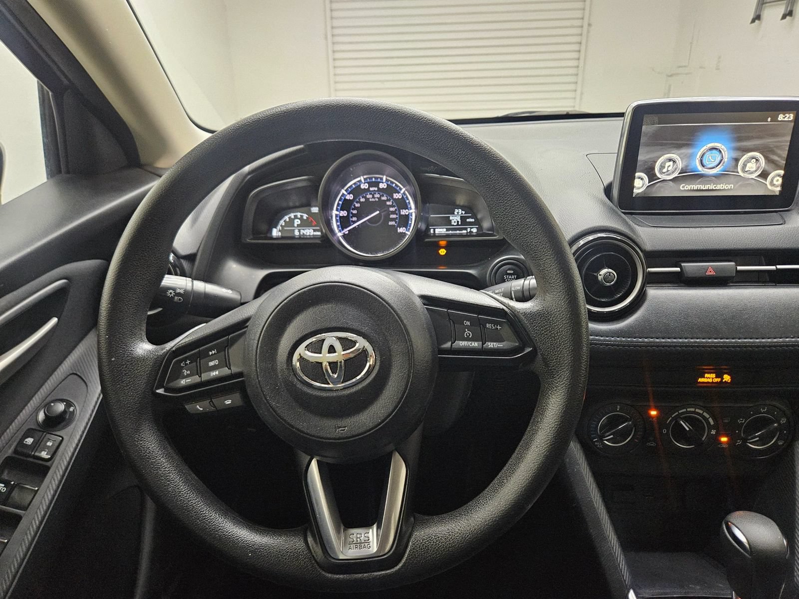 Used 2019 Toyota Yaris LE FWD image 13