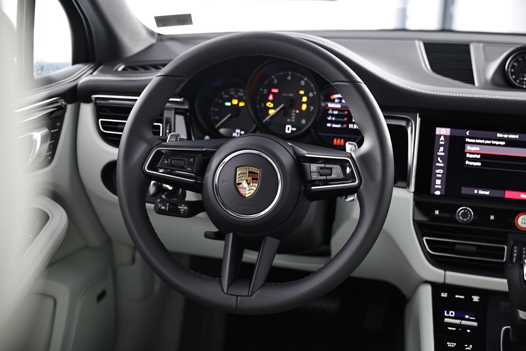 New 2026 Porsche Macan AWD/4WD image 30