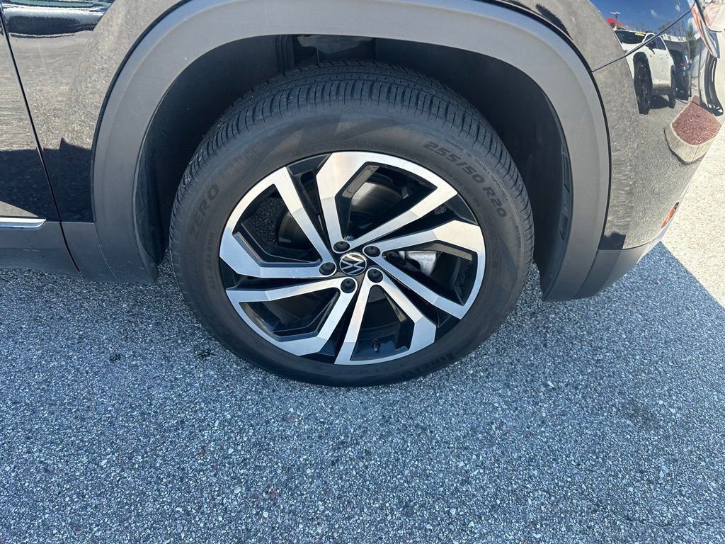 Used 2022 Volkswagen Atlas SEL image 4