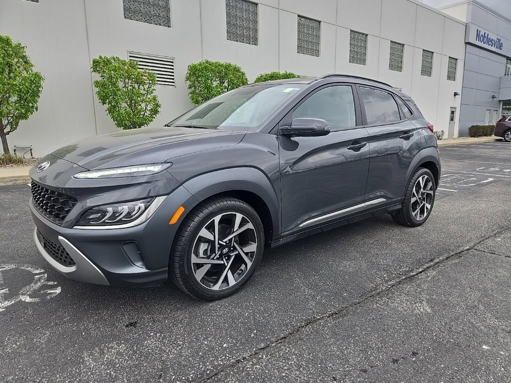 Used 2023 Hyundai Kona Limited w/ Cargo Package AWD/4WD image 2