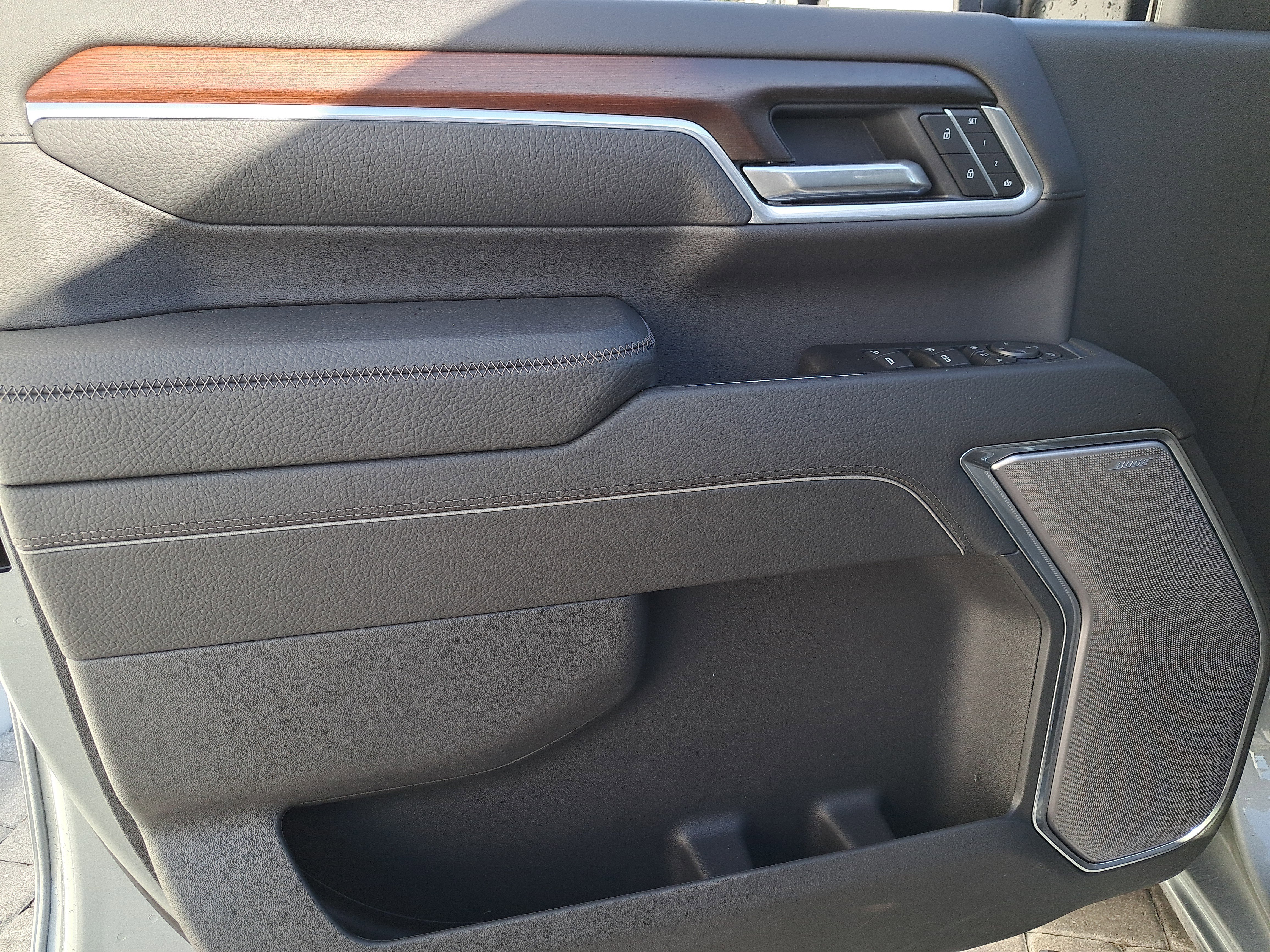 New 2026 GMC Sierra 2500 Denali w/ Denali Reserve Package image 17