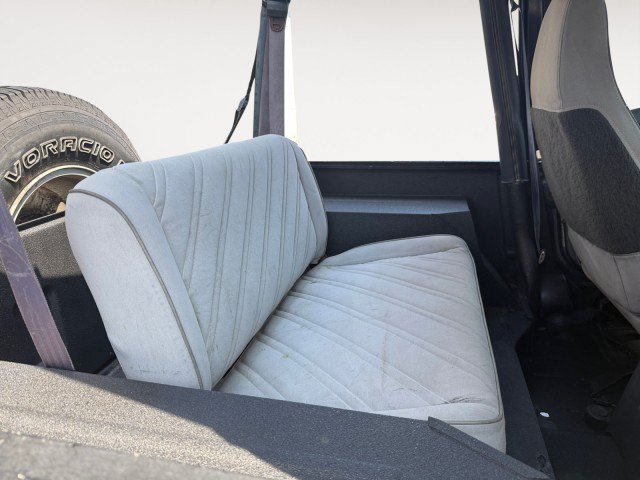 Used 1993 Jeep Wrangler 4WD image 13
