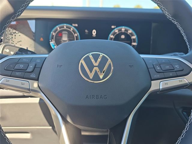 New 2026 Volkswagen Tiguan SE image 18