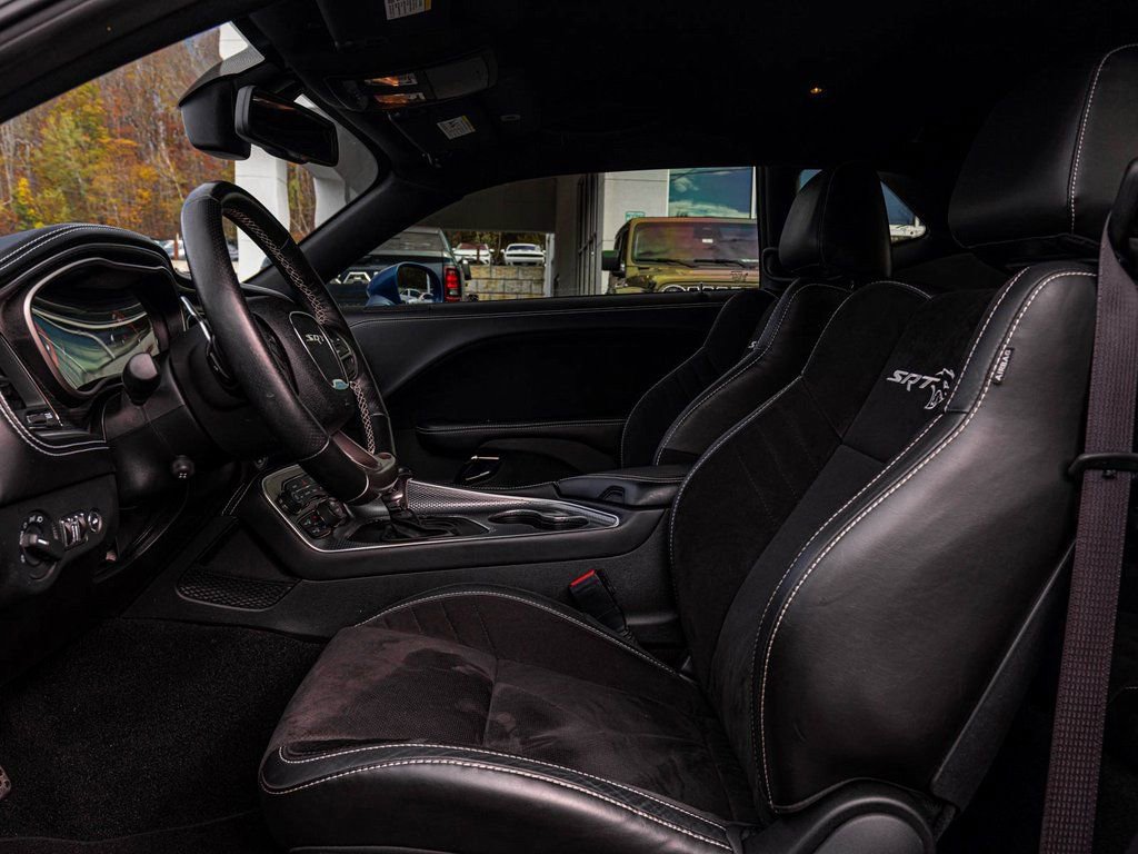 Used 2021 Dodge Challenger SRT Hellcat Redeye image 21