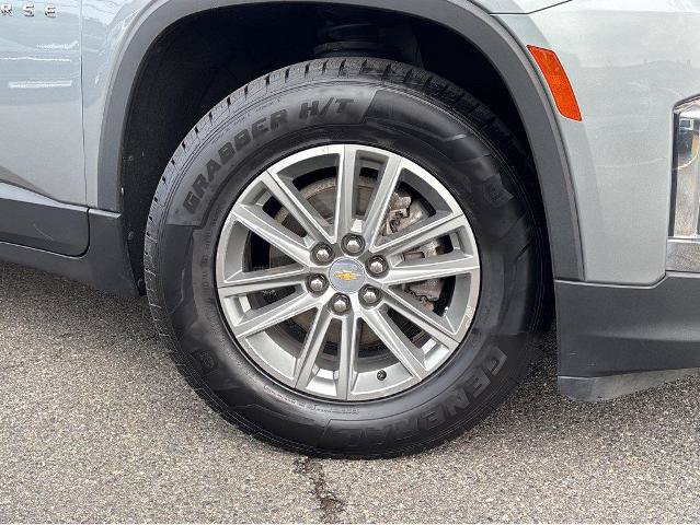 Used 2023 Chevrolet Traverse LT FWD image 4