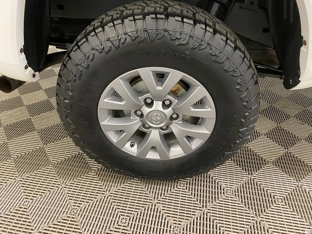 Used 2019 Toyota Tacoma SR5 image 8
