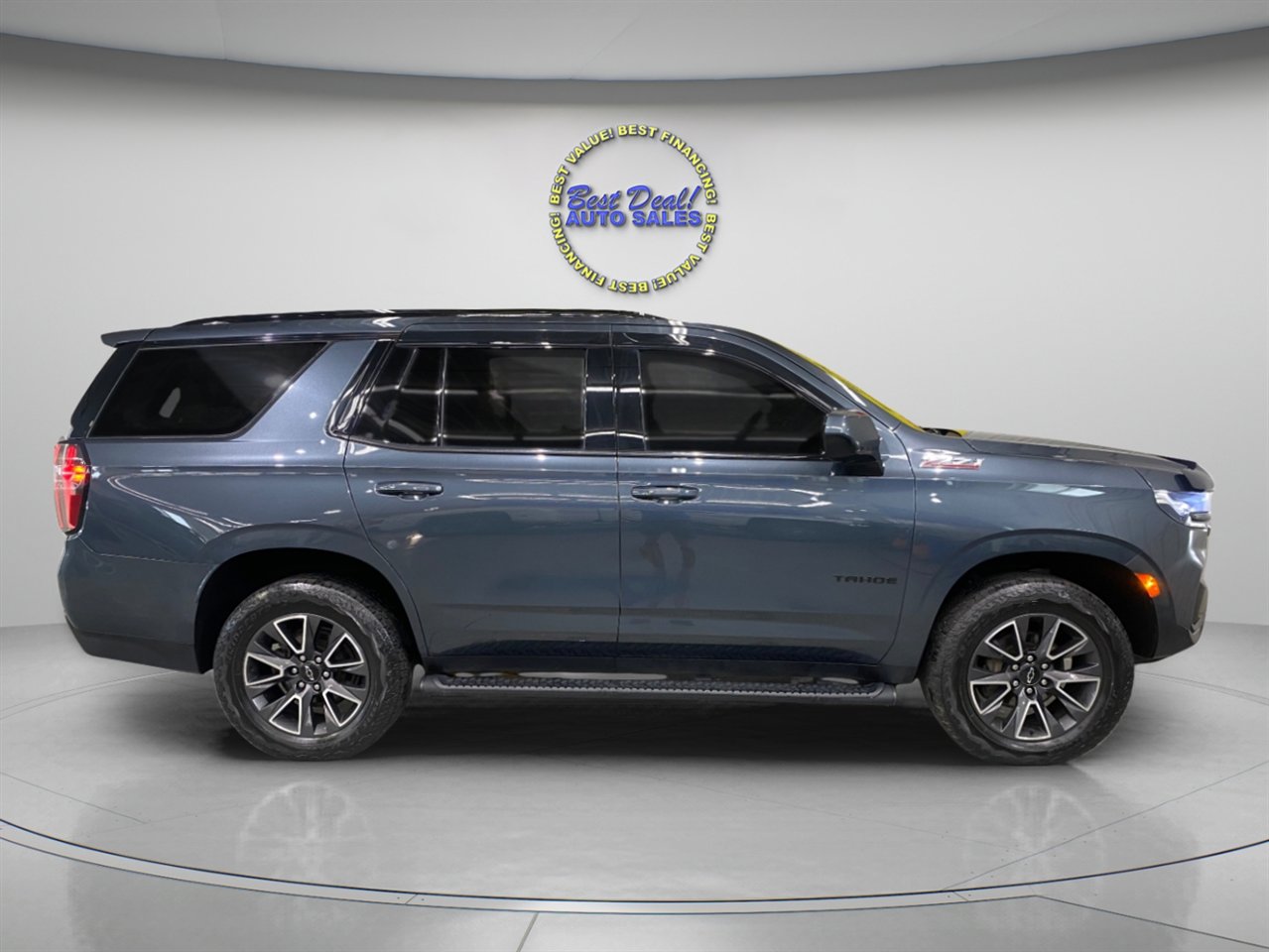 Used 2021 Chevrolet Tahoe Z71 w/ Rear Media and Nav Package image 8