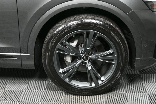 New 2026 Audi Q8 Premium image 39
