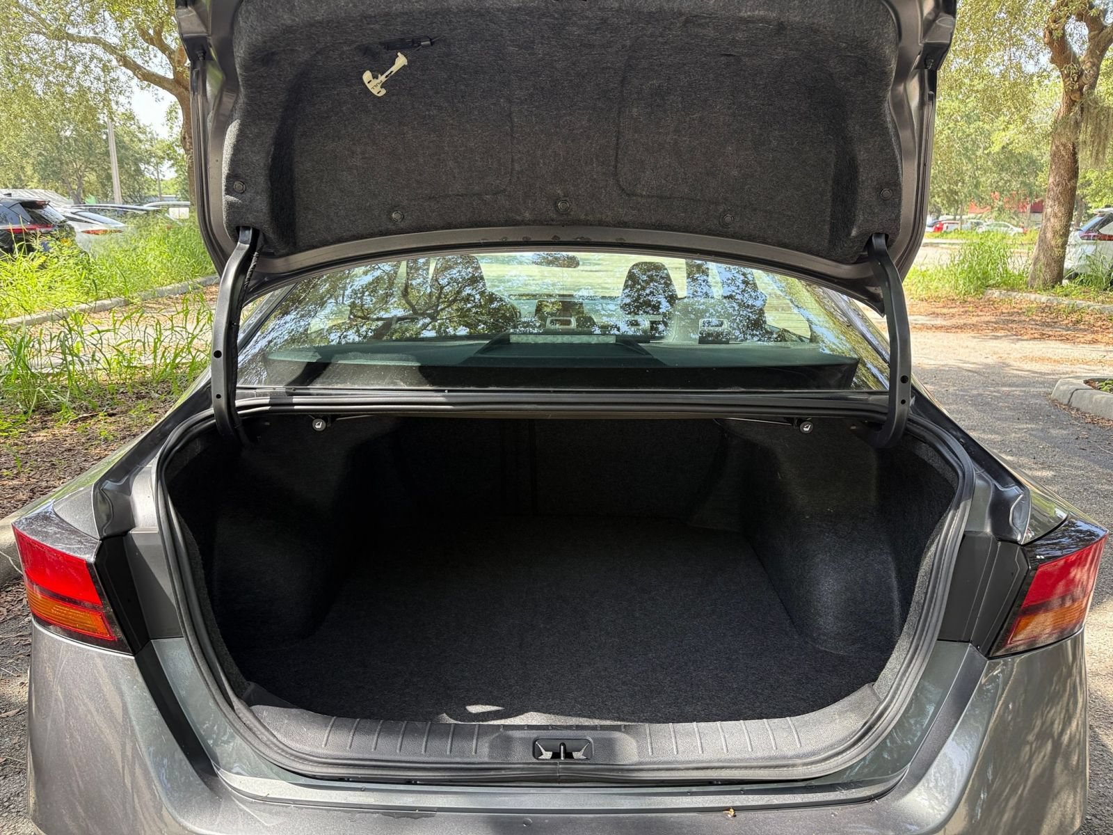 Used 2026 Nissan Altima 2.5 SV FWD image 27