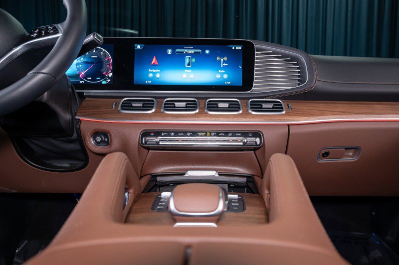 Certified 2026 Mercedes-Benz GLS 450 4MATIC image 22