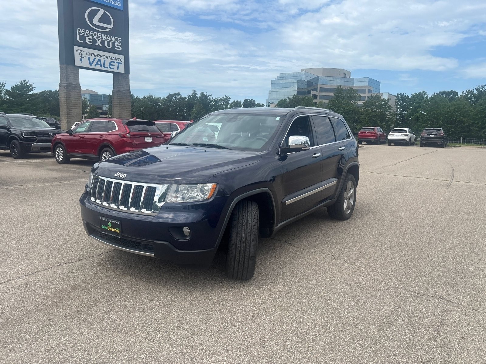 Used 2012 Jeep Grand Cherokee Limited w/ Trailer Tow Group AWD/4WD image 12