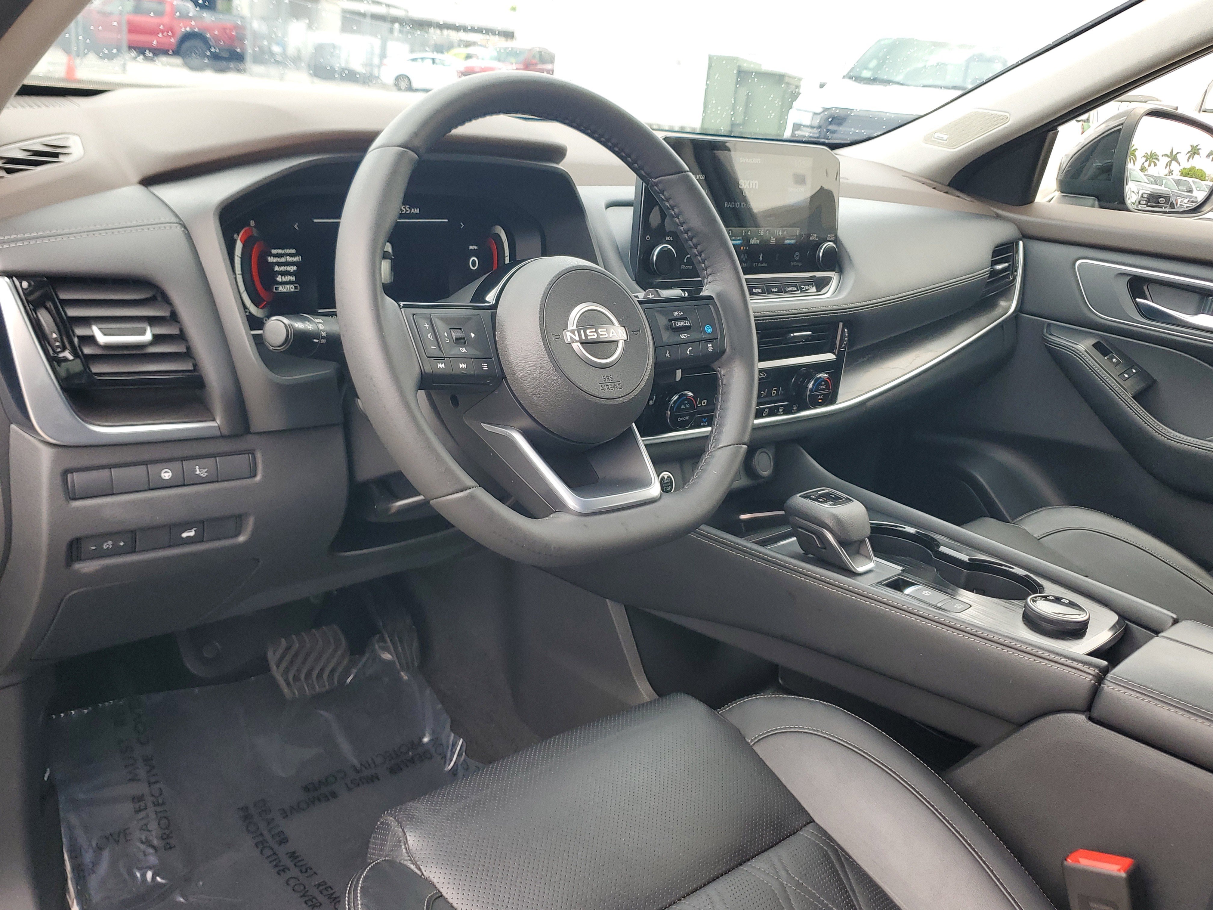 Used 2023 Nissan Rogue Platinum w/ Platinum Premium Package image 13