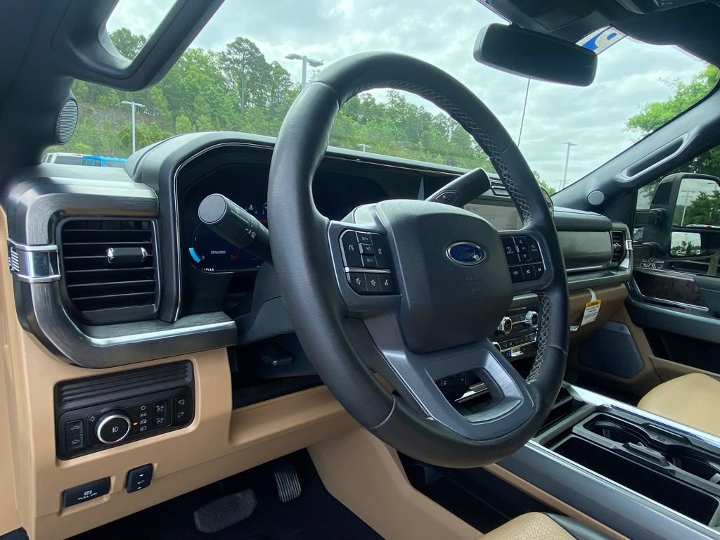 Certified 2025 Ford F350 Lariat w/ Black Appearance Package AWD/4WD image 9