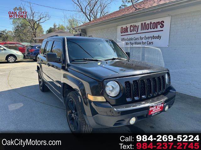 Used 2016 Jeep Patriot Latitude FWD image 1