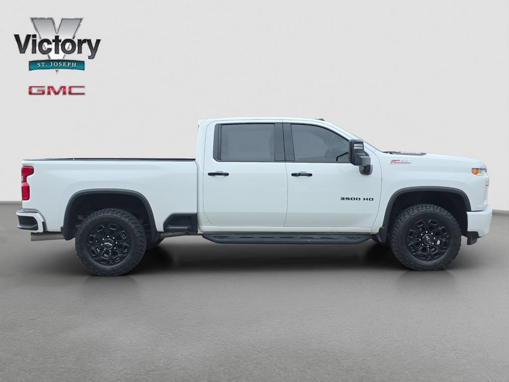 Used 2022 Chevrolet Silverado 3500 LTZ w/ LTZ Plus Package AWD/4WD image 19