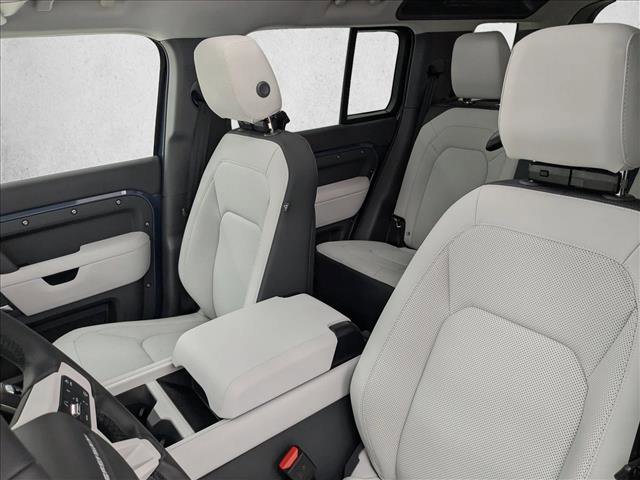 New 2026 Land Rover Defender 110 X-Dynamic SE image 20