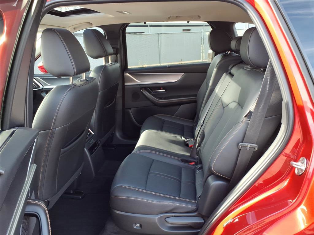 Used 2024 MAZDA CX-90 Plug-In Hybrid w/ Preferred image 12