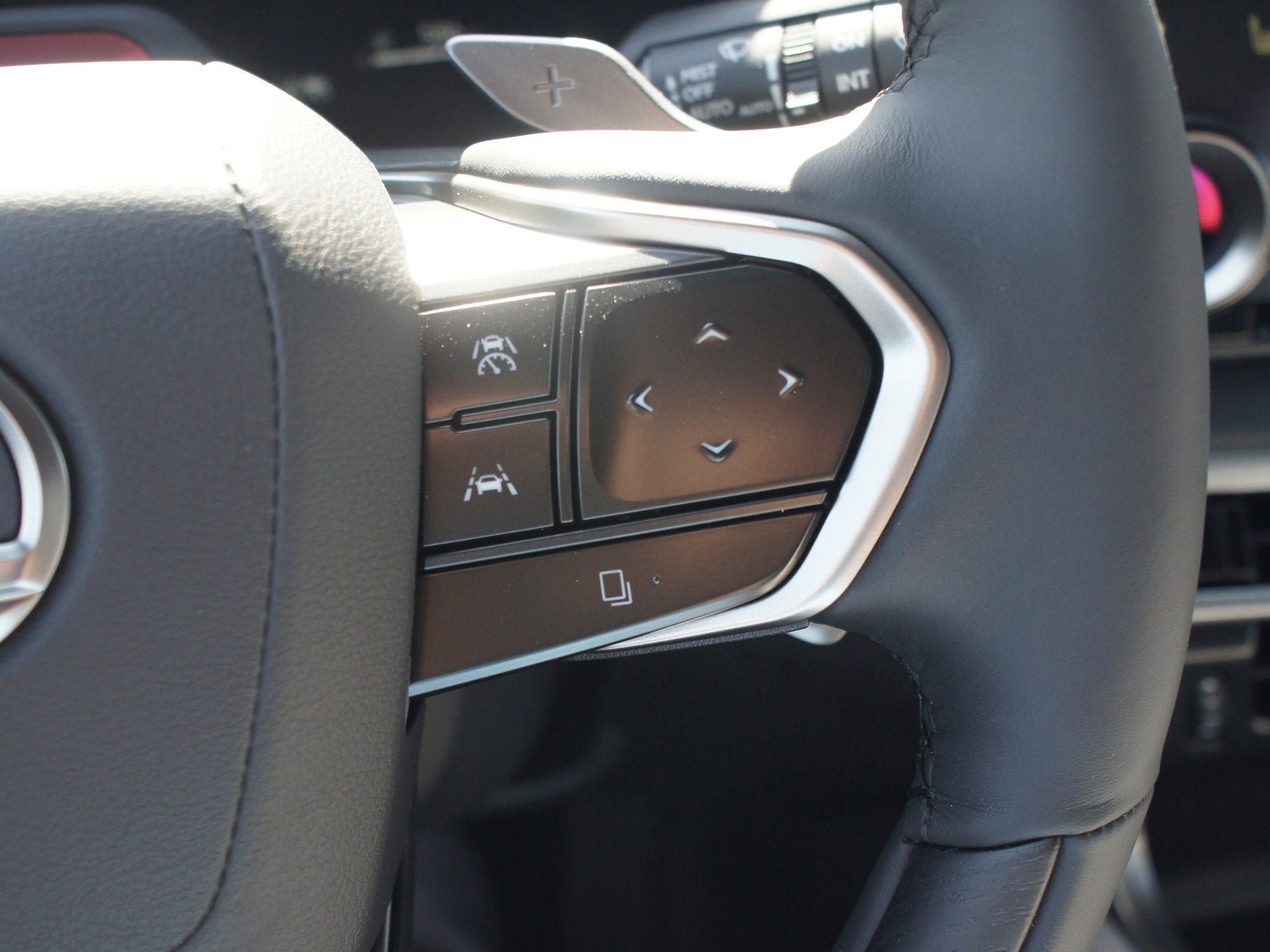 Used 2026 Lexus RX 350 w/ Convenience Package AWD/4WD image 11