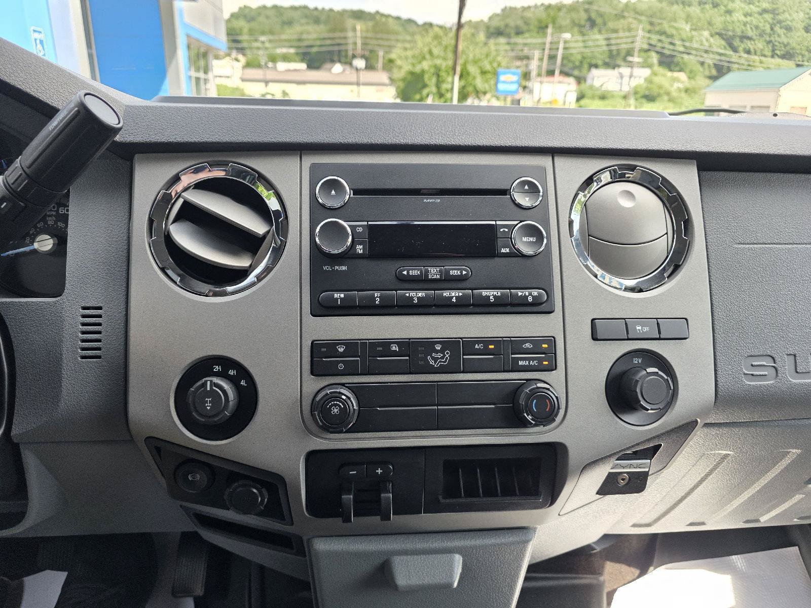 Used 2015 Ford F350 XLT w/ XLT Interior Package AWD/4WD image 14