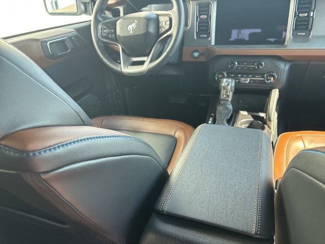 Used 2024 Ford Bronco Outer Banks w/ Sasquatch Package image 42
